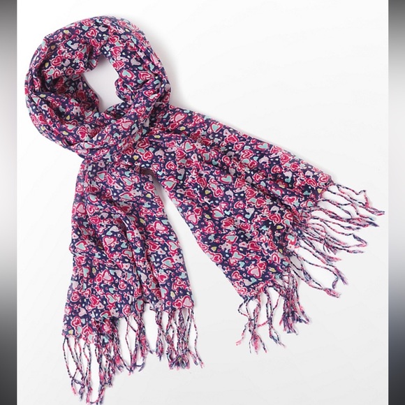 Lilly Pulitzer Accessories - Lilly Pulitzer Murfee Scarf in Candy Hearts Pattern, Silk Cashmere Blend